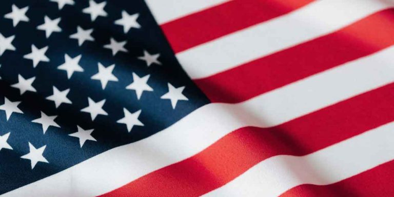 Read more about the article How does a probate lawyer deal with someone’s will when they die?